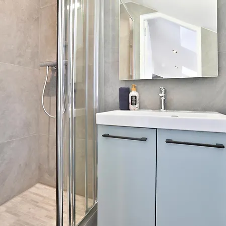 Le Carre A 公寓 牟罗兹