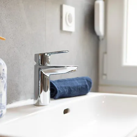 Le Carre A * 牟罗兹